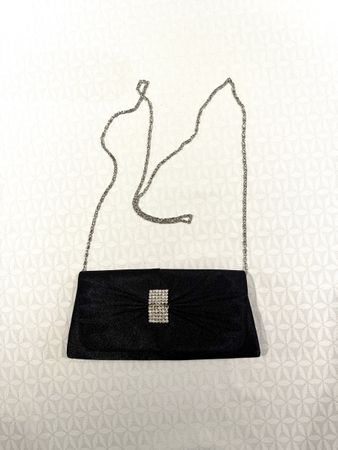 Sac à main noir élégant avec strass