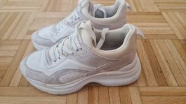 Turnschuhe 37 gebraucht zu verkaufen 