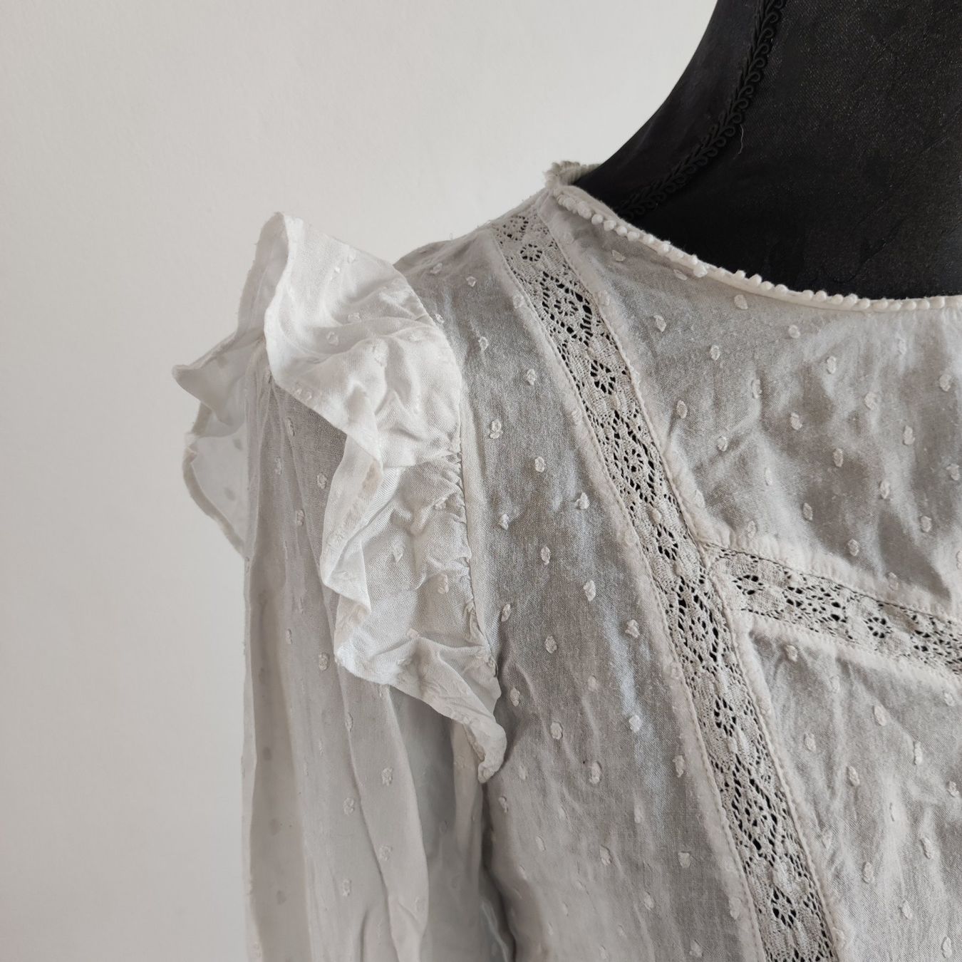 Zara Tops: Haut blanc – Gebraucht aus Riaz von cam_x5xs 2