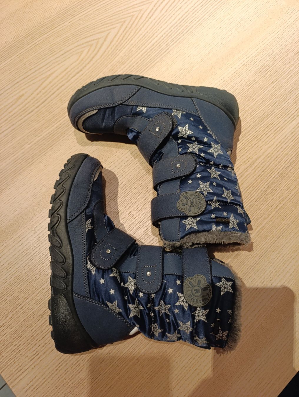 Schuhe für Jungen: Kinder Winter Stiefel Richter, Gr 36 – Gebraucht aus Zürich von VorlonShadow 3