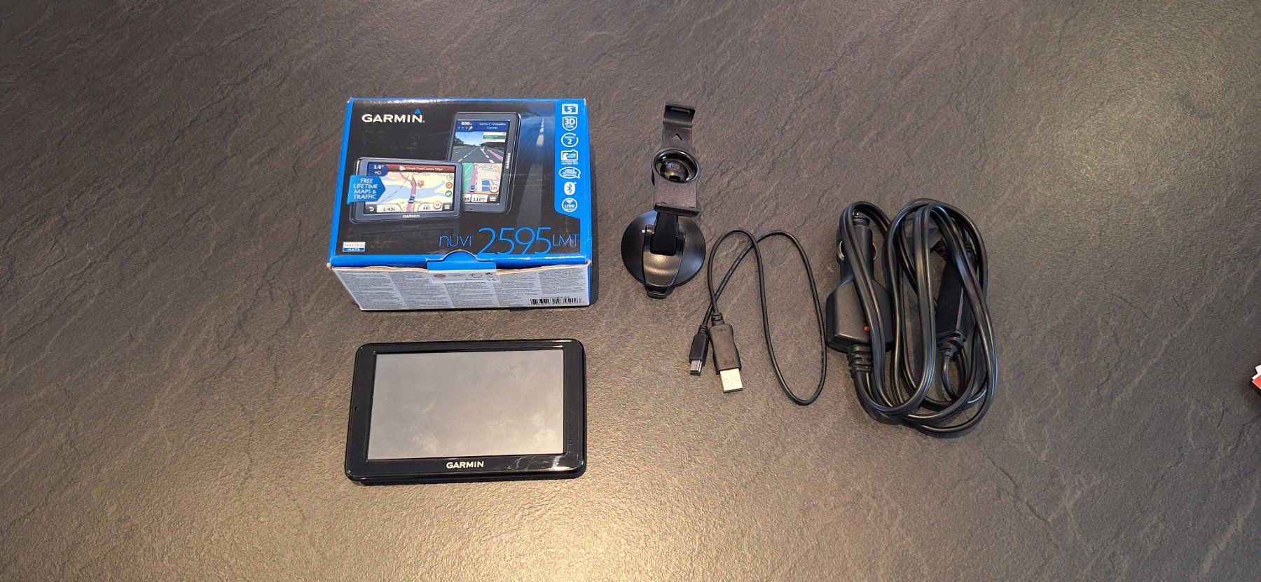 Garmin Navigationsgeräte: GPS Garmin 2595 LMT – Gebraucht aus Chesalles-sur-Oron von DarkFight36