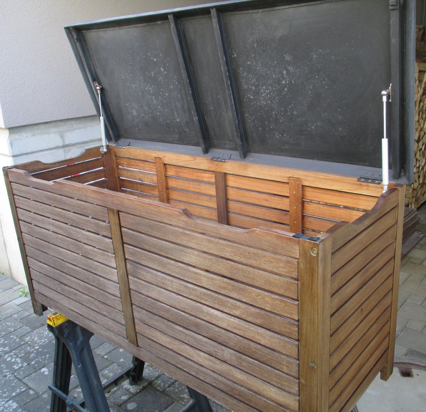 Box contenitori: Gartentruhe Holz, Gartenkiste, Gerätebox, Gartenbox – Usato da Montlingen venduto da Mabesi 2