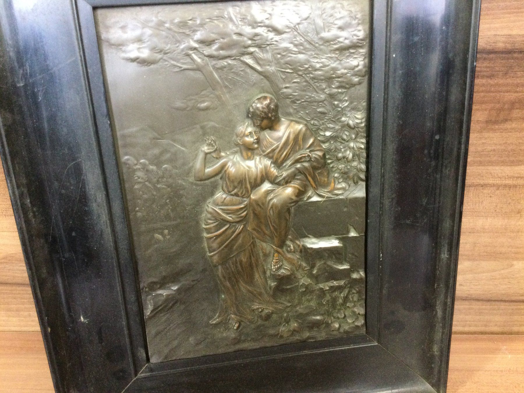 Attrezzi da lavoro: Altes Bild die Liebenden Relief mit Bronzeoptik – Usato da Wangen SZ venduto da kuriosum12 1