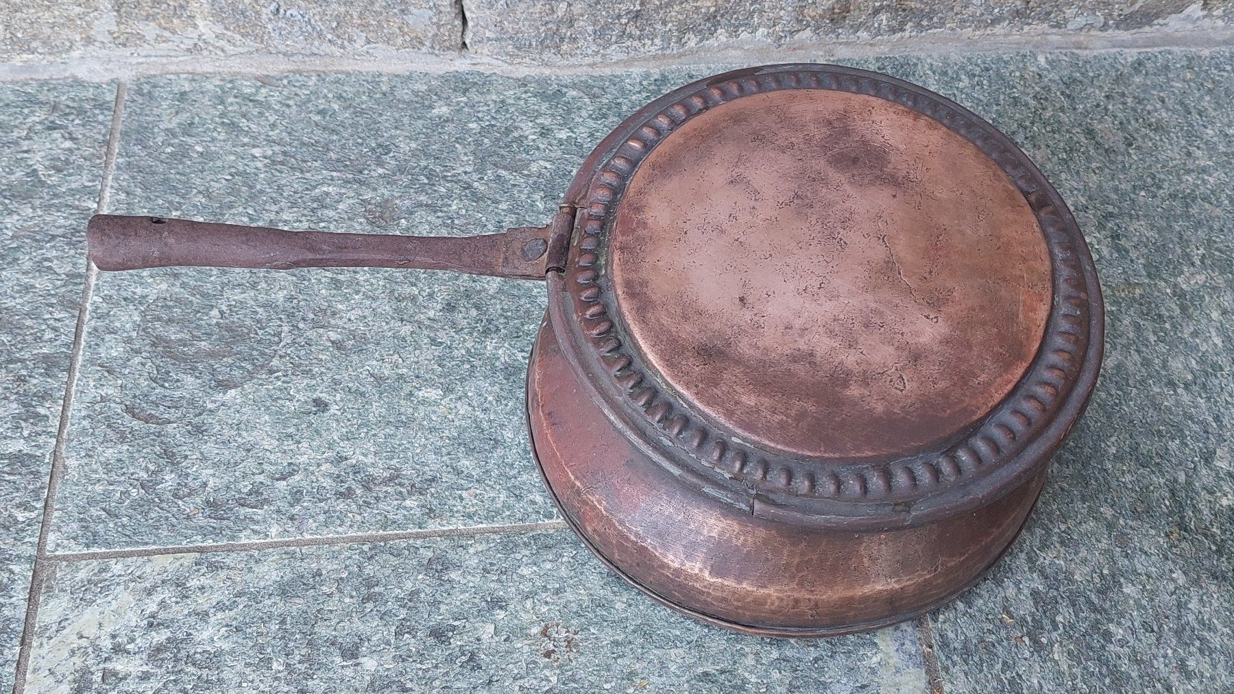 Padelle: Kupferpfanne mit Griff und Deckel, antik – Usato da Muri b. Bern venduto da Spassholz 2