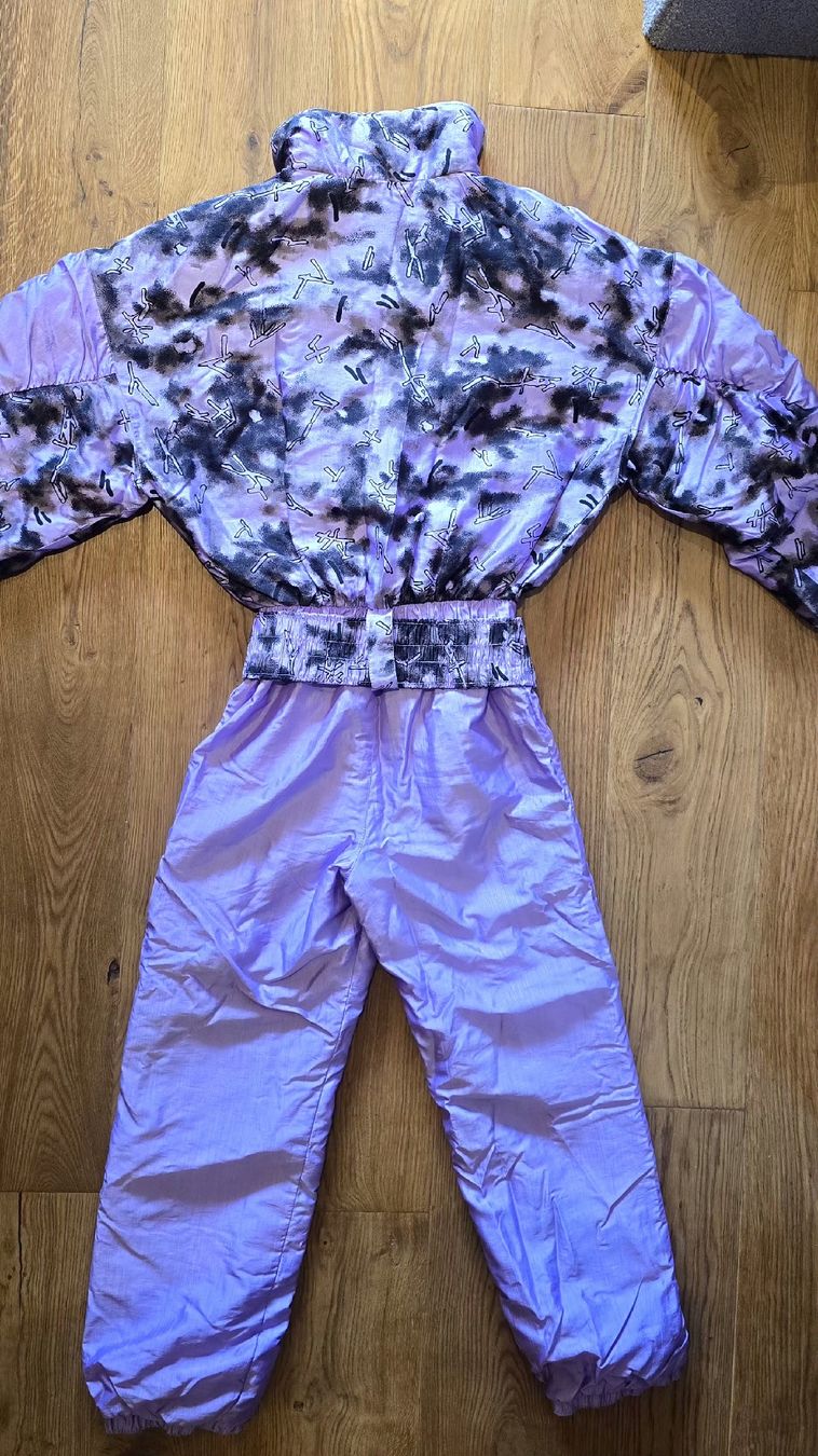 Completi & Tailleur: Vintage Ski Suit, size S – Nuovo (secondo la descrizione) da Zermatt venduto da eli_gr5q 1