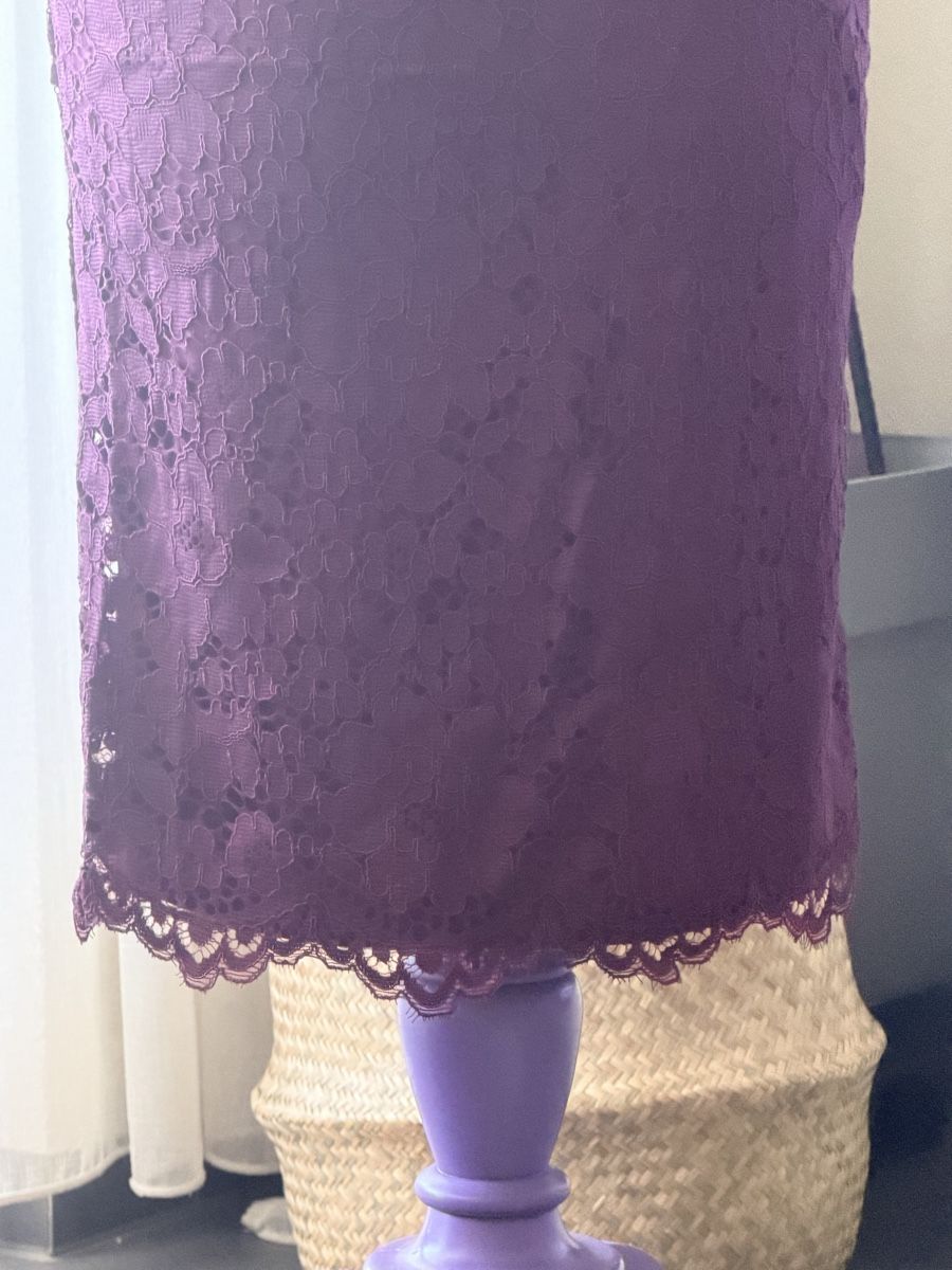 Gonne: Elegant Plum Lace Skirt  – Usato da Bouveret venduto da dou_g8q7 1
