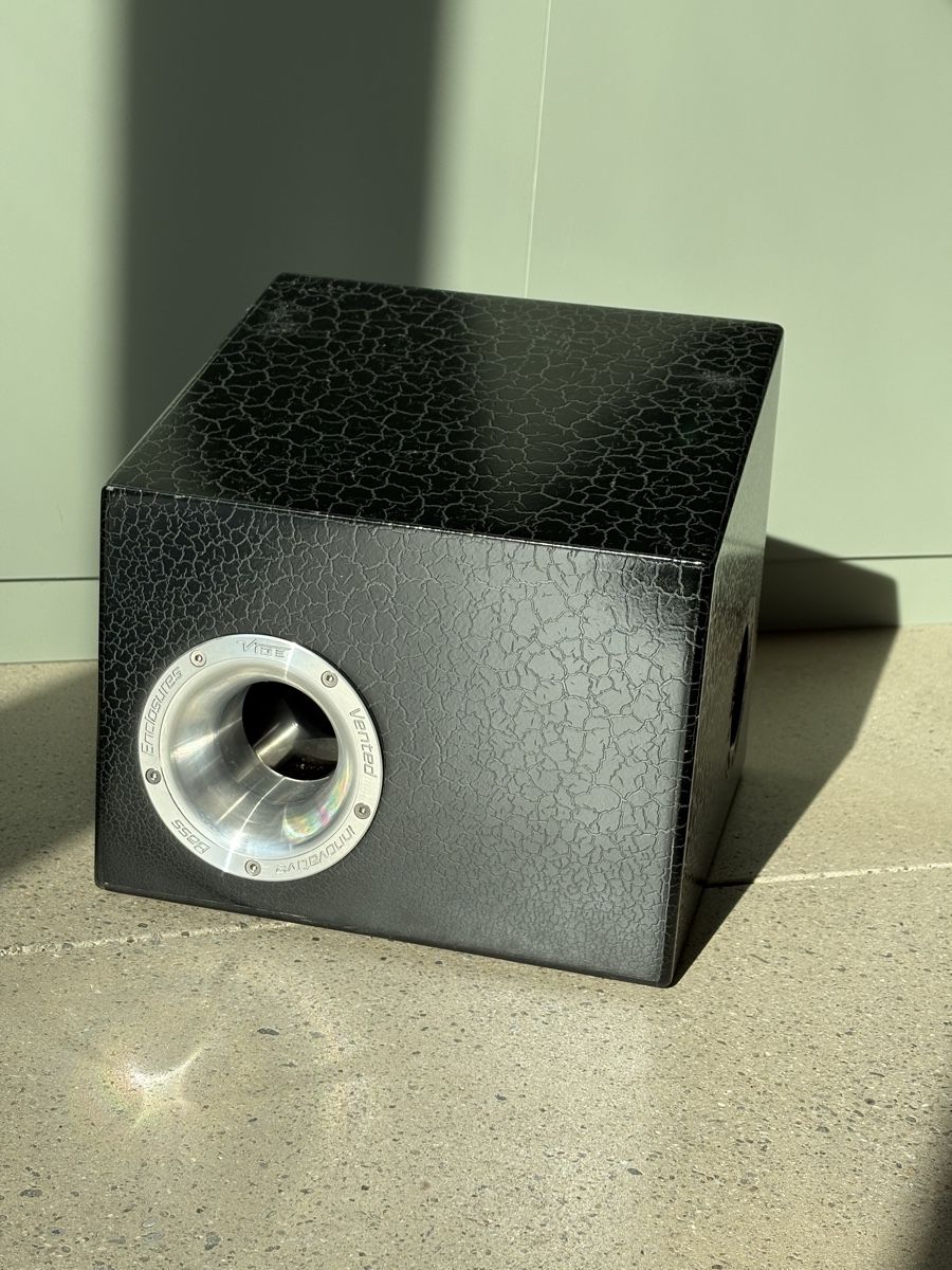 Casse acustiche: Subwoofer VIBE 1000 watts – Usato da Birsfelden venduto da Ric8do 3
