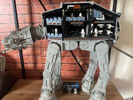 LEGO Star Wars UCS AT-AT 75313