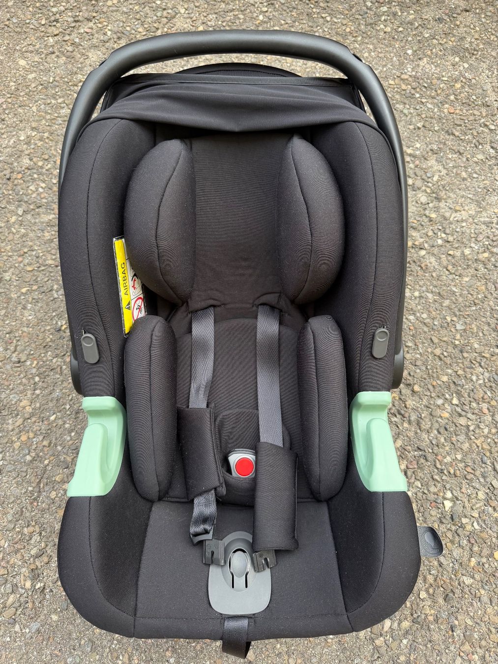 ABC Design Seggiolini per auto: Babyschale Tulip i-Size black + Isofix Base Root – Usato da Schaffhausen venduto da jazzmin1306 3