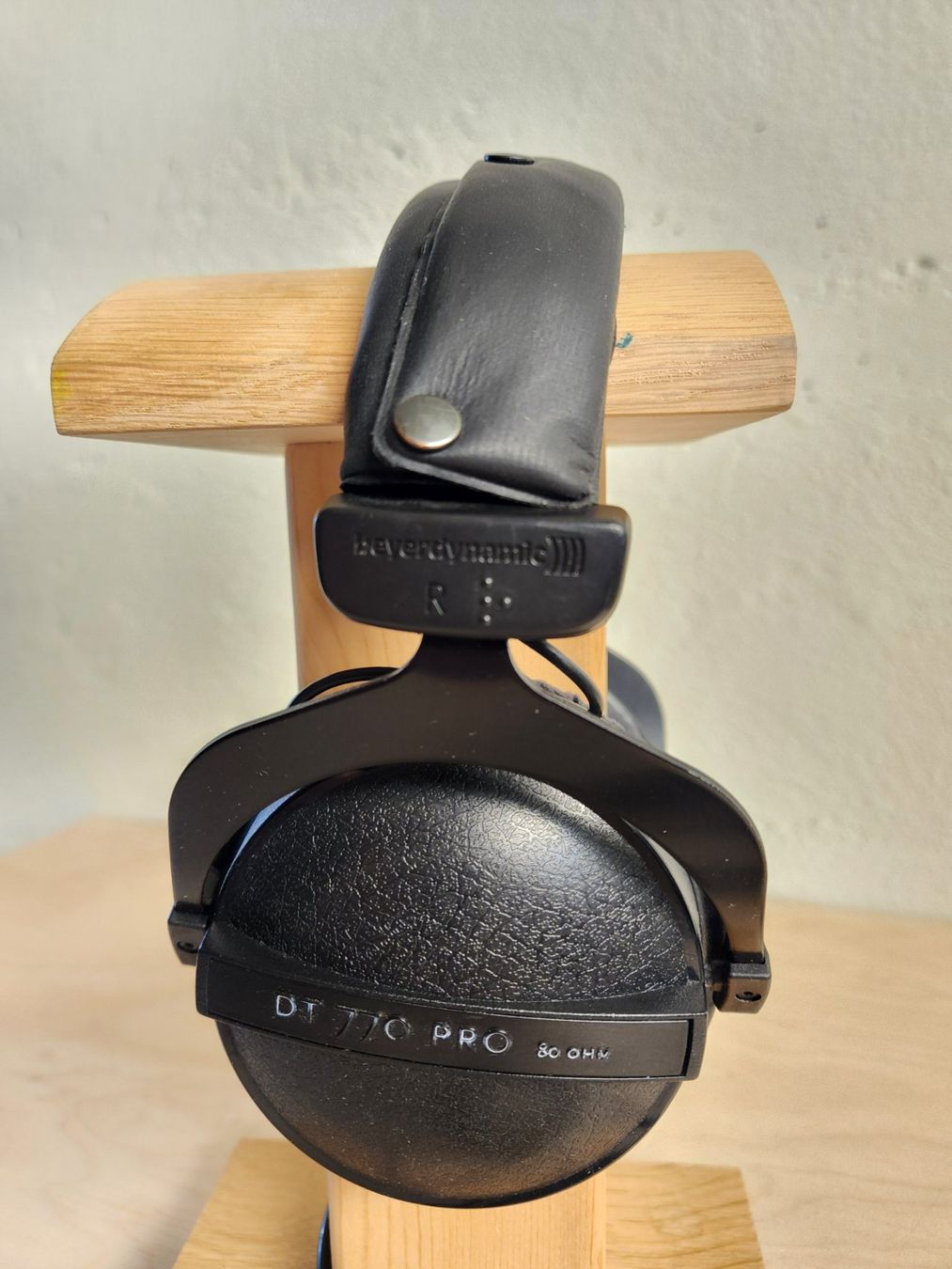 Beyerdynamic Cuffie: Beyerdynamic DT 770 Gebraucht mit Transporttasche – Usato da Basel venduto da clear 3