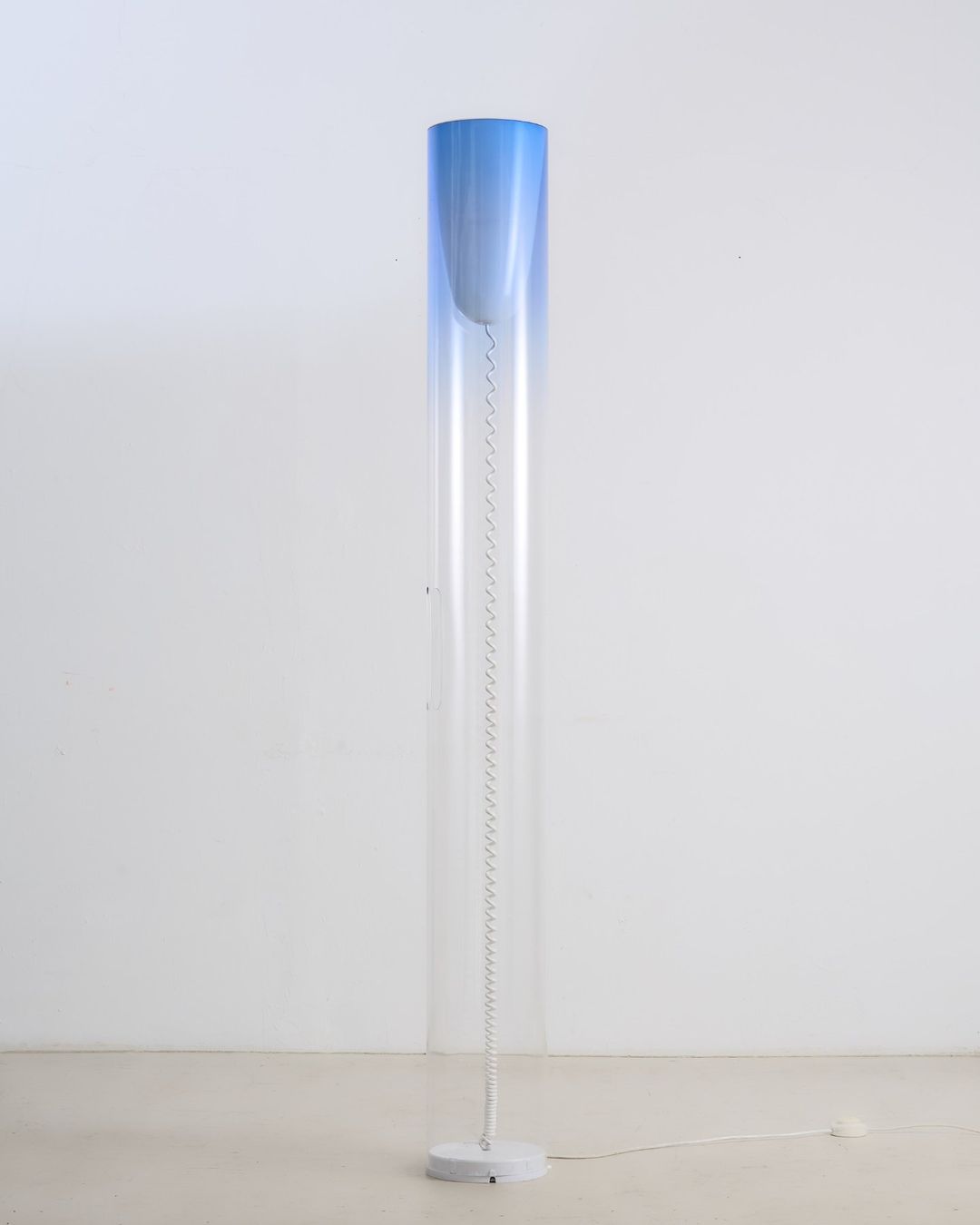 Kartell Lampen: Designer Stehlampe von Kartell ''Toobe'' – Gebraucht aus Zürich von kioskio_zh