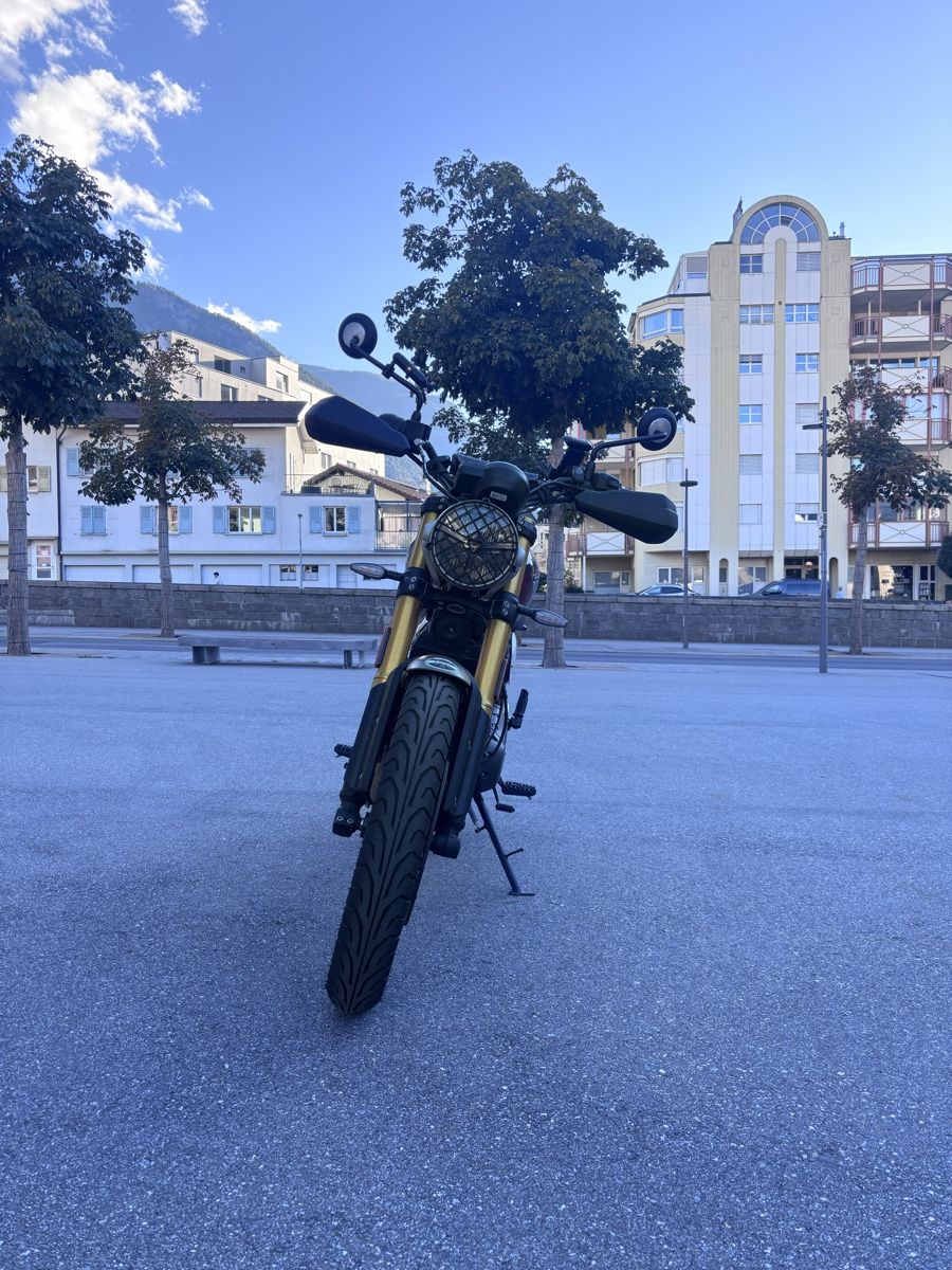 Triumph Route: Triumph Scrambler 400 X – D'occasion à Münchenbuchsee par bennico360 2