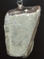Anhänger F-672 – Roher Erz Pyrit
