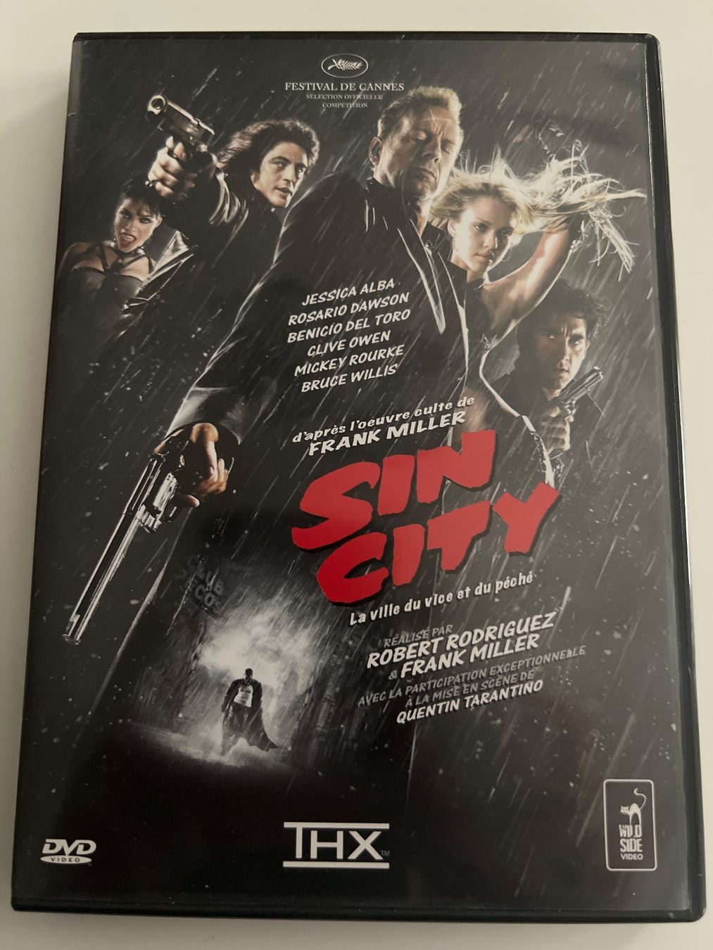 Tous les DVDs: 2DVD « Sin City » version française + anglais – D'occasion à Bouveret par Feelgoodtrading