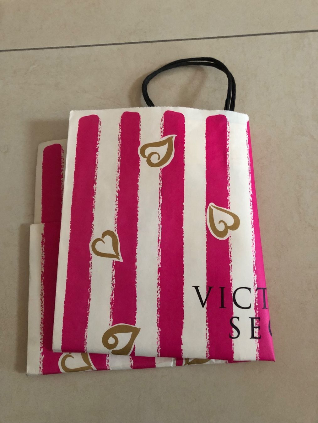 Victoria's Secret Borse da donna: Victoria’s Secret bag – Usato da Davesco-Soragno venduto da dvf_7h6d 2