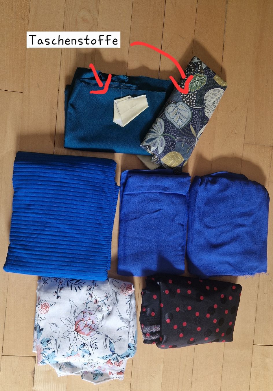 Stoffe: Stoffpaket  – Neu und originalverpackt aus Bern von Blackcrx
