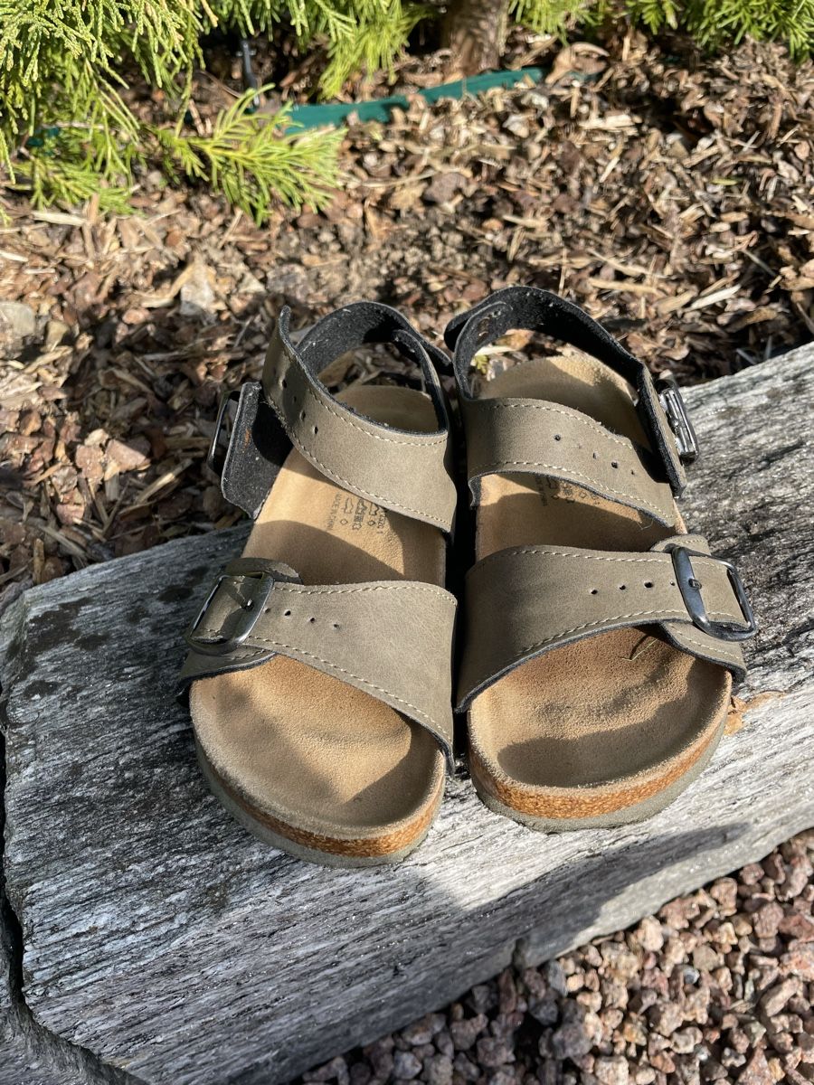 Schuhe für Jungen: -wie neu- Sandalen – Neu (gemäss Beschreibung) aus Magden von Rosenzweig