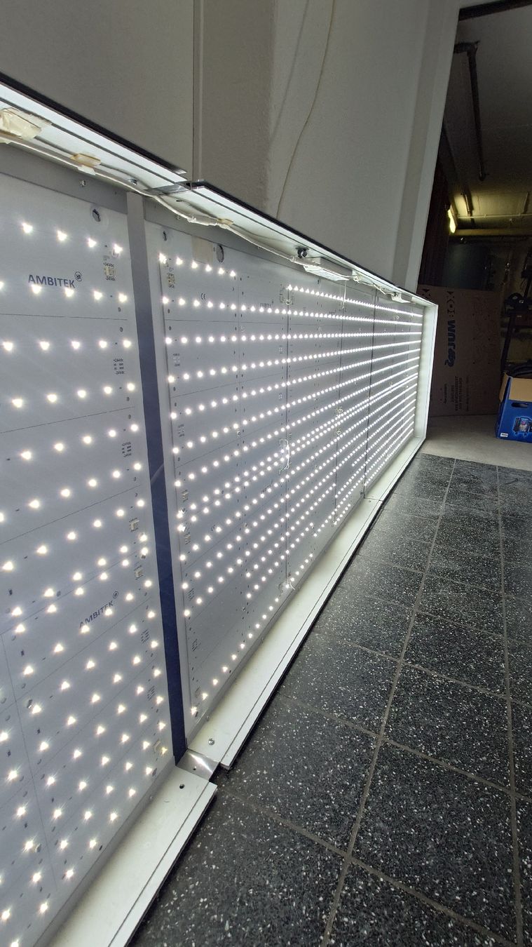 Tutte le decorazioni: LED Panel, Lightbox – Usato da Riehen venduto da jam_8ly9 7