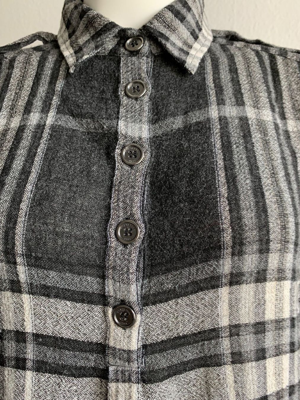 Burberry Camicette: Burberry Bluse – Usato da Winterthur venduto da 11.11 2