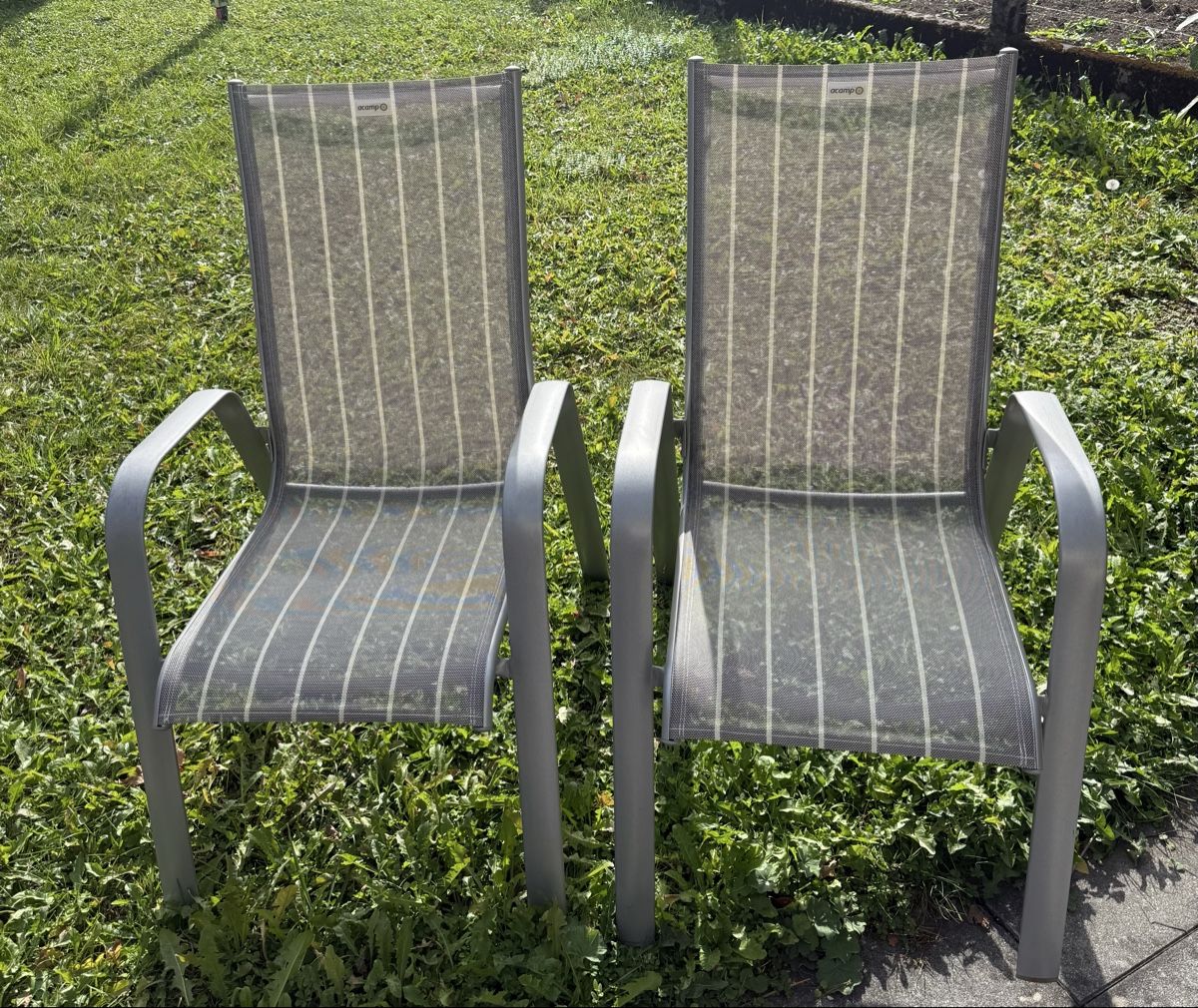Chaises: Gartenstühle – D'occasion à Glarus par Seraina.Loe