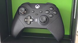 Xbox Elite Series 2/Top Zustand