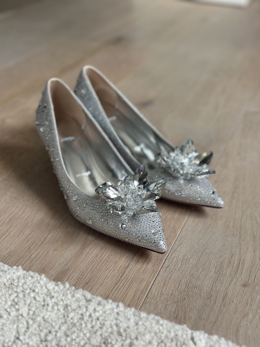 Scarpe da donna: Cinderella shoes – Nuovo (secondo la descrizione) da Richterswil venduto da L.Staudenmann 1