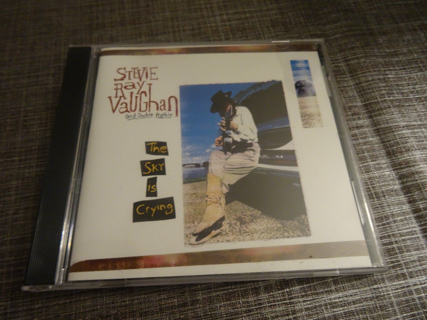 CD: Stevie Ray Vaughan - The Sky Is Crying CD – Usato da Olten venduto da Disc-Ausverkauf
