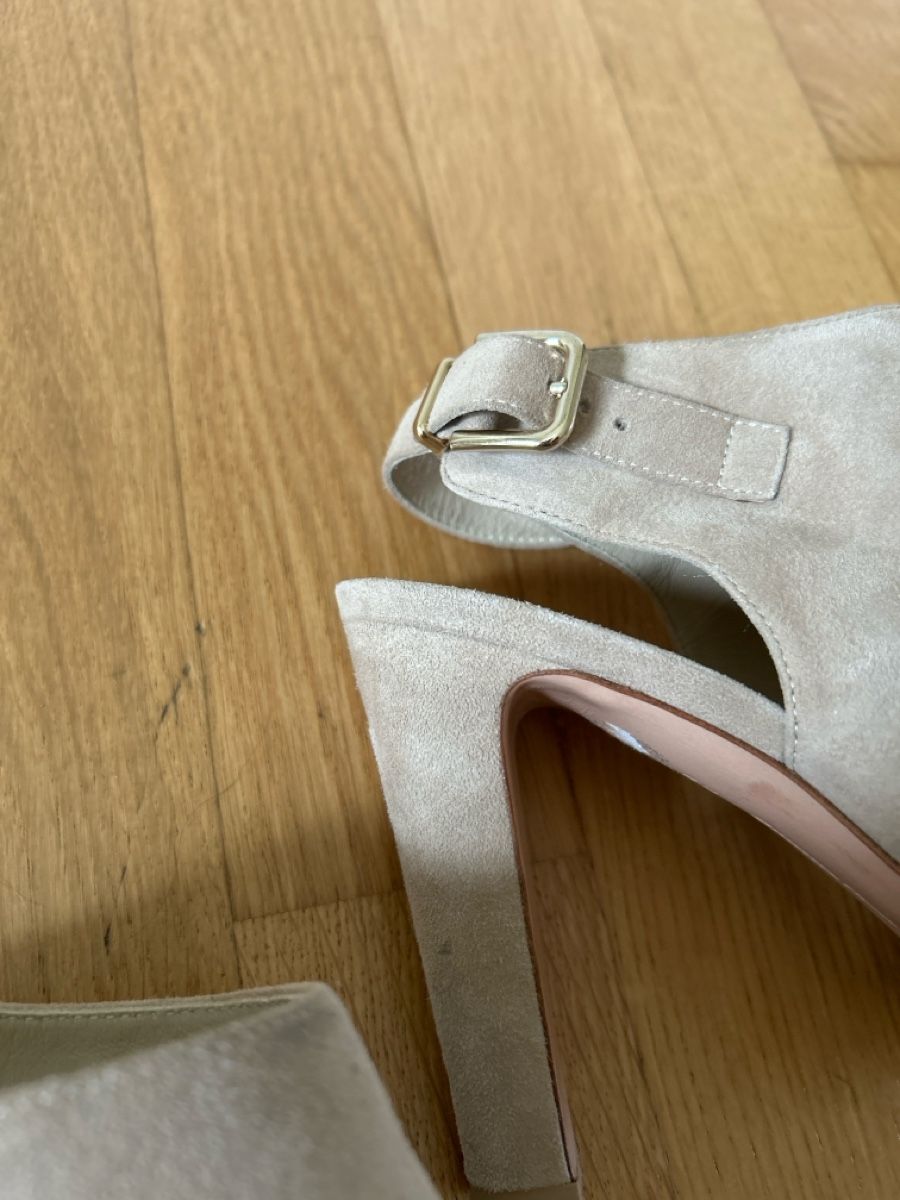Gianvito Rossi Damenschuhe: Gianvito Rossi 38.5 – Gebraucht aus Adliswil von mollymoo 3