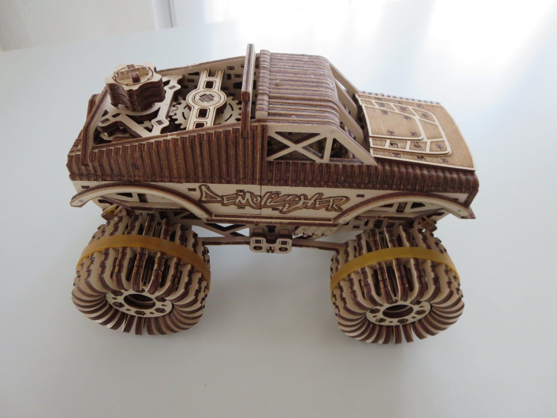 Ugears Modellbausätze & Standmodelle: Magic-Holz – Gebraucht aus Biberist von honda7 1