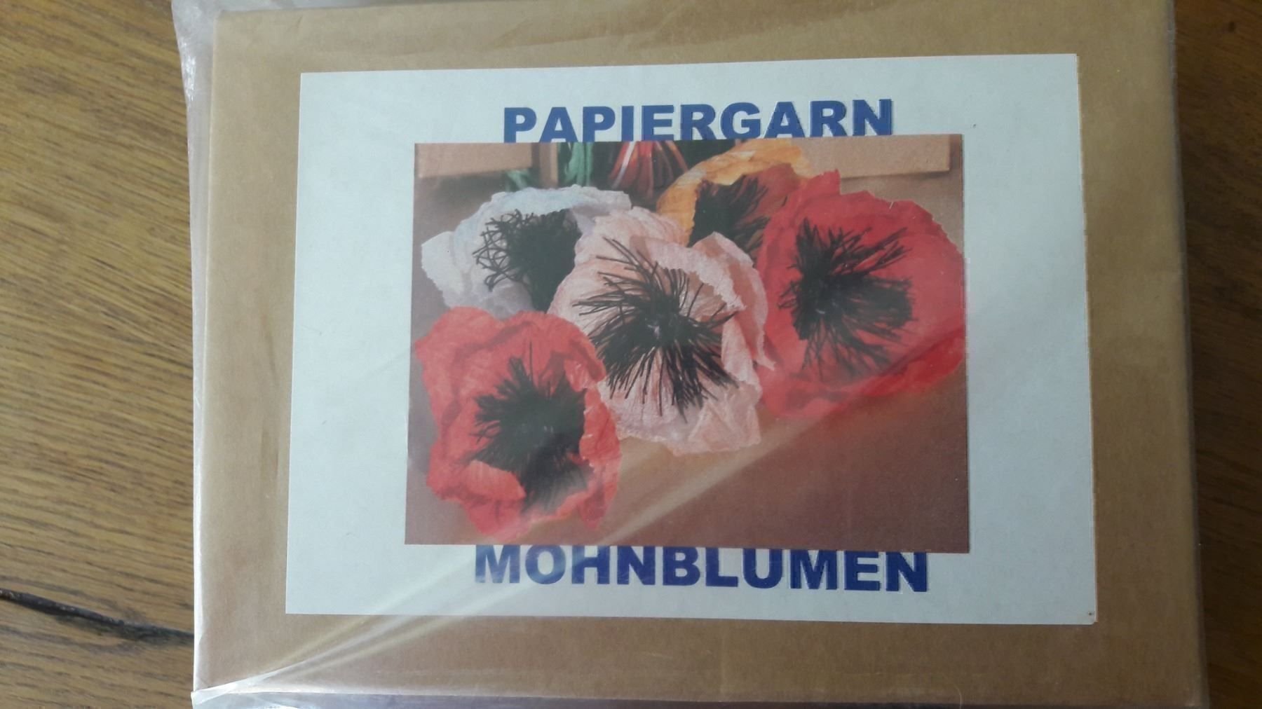 Papier: Papiergarn-Set für 5 Mohnblumen – Neuf avec emballage d'origine à Rotkreuz par Basana2