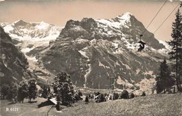 Sesselbahn Grindelwald first mit fiescherhorner und eiger
