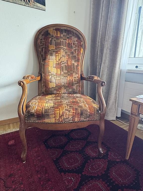 Fauteuils: Eleganter Polstersessel im klassischen Stil – D'occasion à Oberengstringen par Pitoer