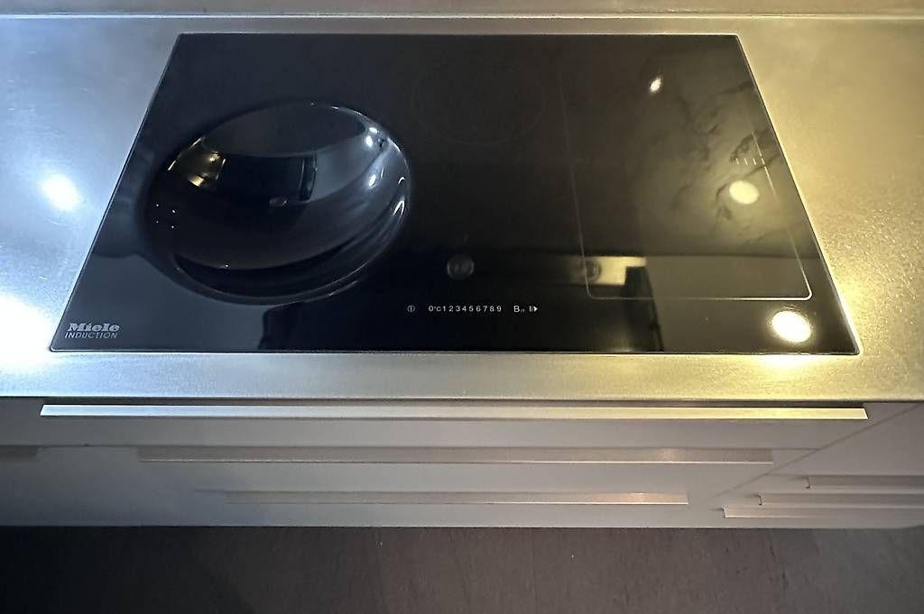Cucine: Miele Induktionskochfeld Combi-Wok CS 1831 – Usato da Meikirch venduto da tes_y6sc 3