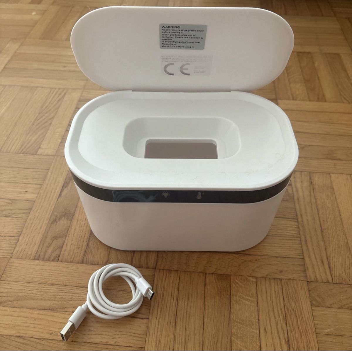 Pasti del neonato: Chauffe-lingettes électrique blanc avec câble USB – Nuovo (secondo la descrizione) da Ecublens VD venduto da Alan2026 1