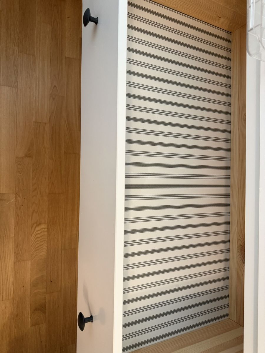 Ikea Commodes: Hemnes Kommode vom Ikea  – D'occasion à Luzern par vawy_96 2