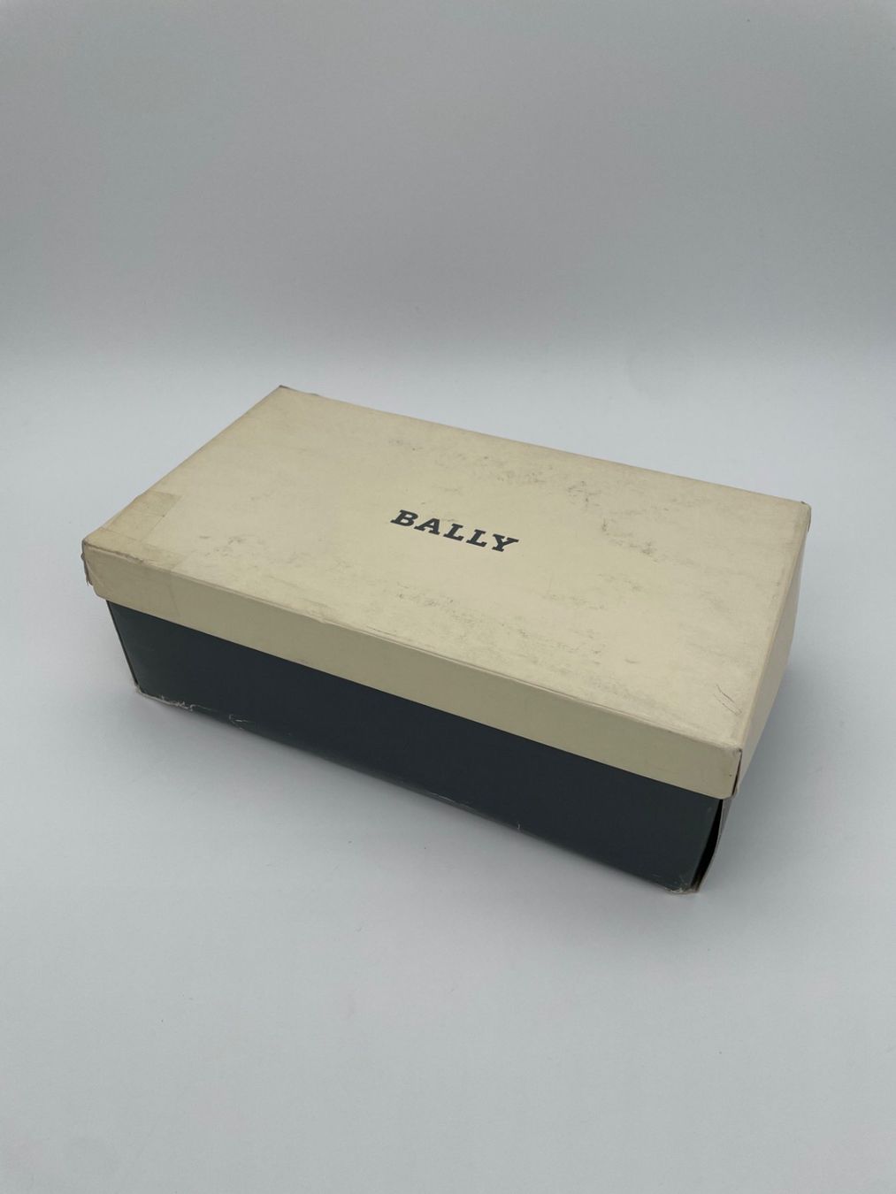 Bally Scarpe da donna: Bally Vintage Button Detail Pump EU 39 Beige – Usato da Zürich venduto da shoe_shop 5