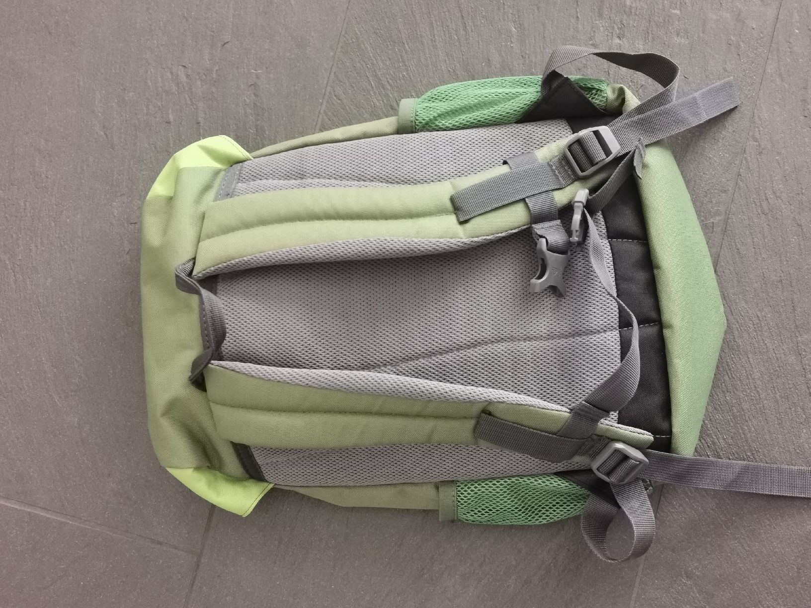 Deuter Borse & Zaini: Deuter Kinderrucksack "WaldFuchs" - Top Zustand! – Nuovo (secondo la descrizione) da Gettnau venduto da Marti03 2