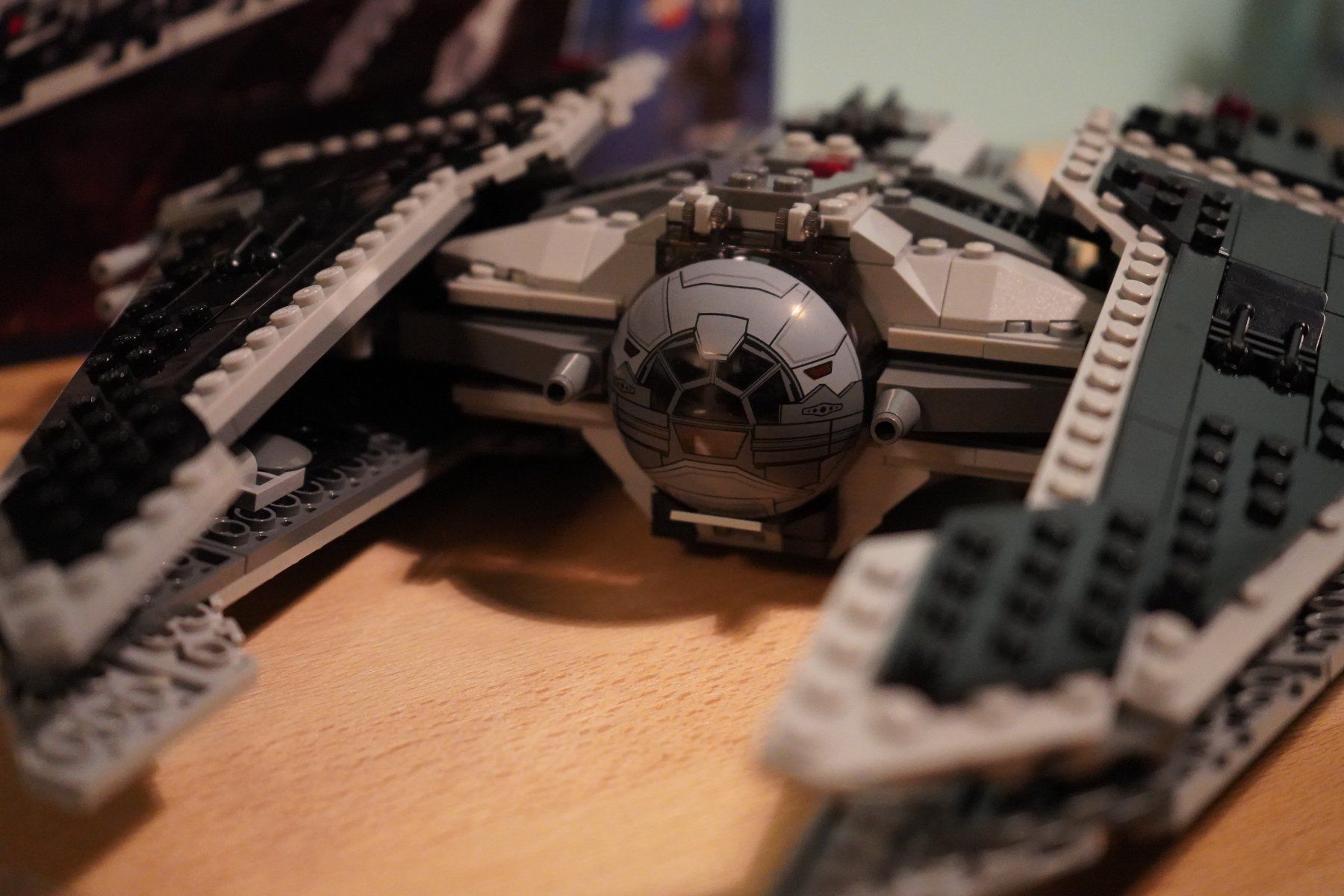 Lego Kit di costruzioni: LEGO 9500: Star Wars Sith Fury-Class Interceptor – Usato da Zürich venduto da Backscope 6