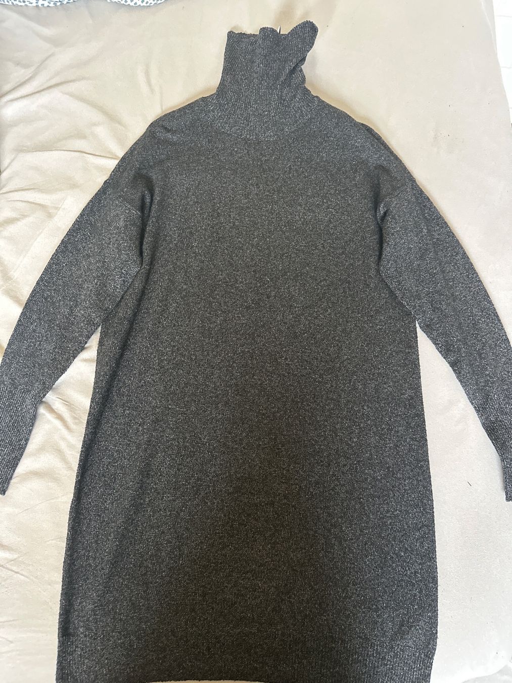 Vero Moda Kleider: Strickkleid M dunkelgrau – Gebraucht aus Biel-Benken BL von doefi26 1
