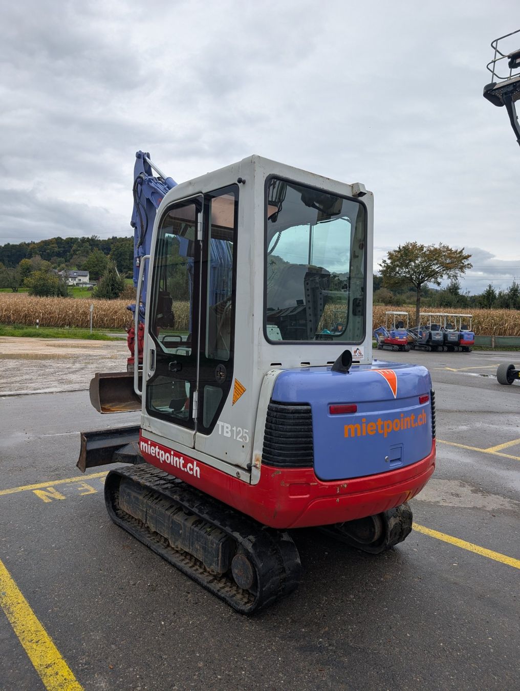Takeuchi Escavatori: Bagger Takeuchi TB125 / Diesel / 2.7t – Usato da Scherz venduto da Mietpoint_Hossli 2