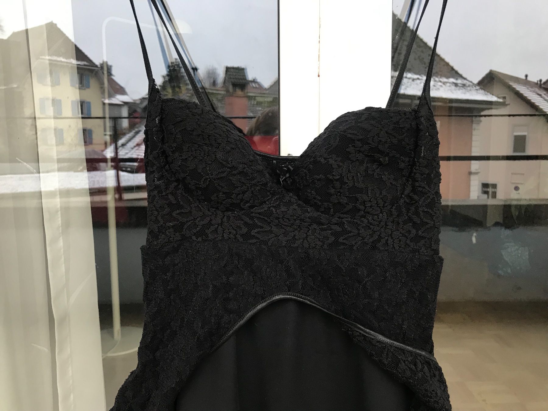 Morgan Vestiti: Robe noire/ Schwarzes Kleid/ Vestito nero – Usato da Fribourg venduto da SD1910 6