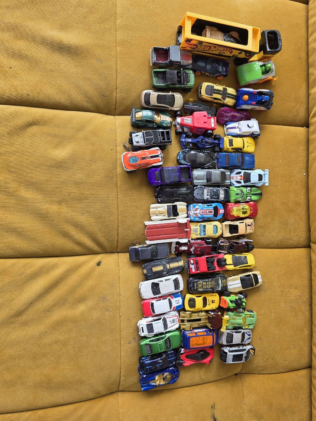 Hot Wheels Giocattoli: Hotwheels grosse Sammlung – Usato da Zwingen venduto da Dagisler 4