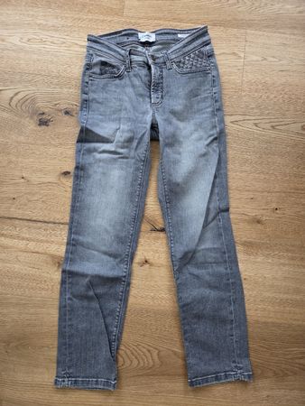 Trendige CAMBIO Jeans, Graue Waschung, Top Zustand, Gr.32/34