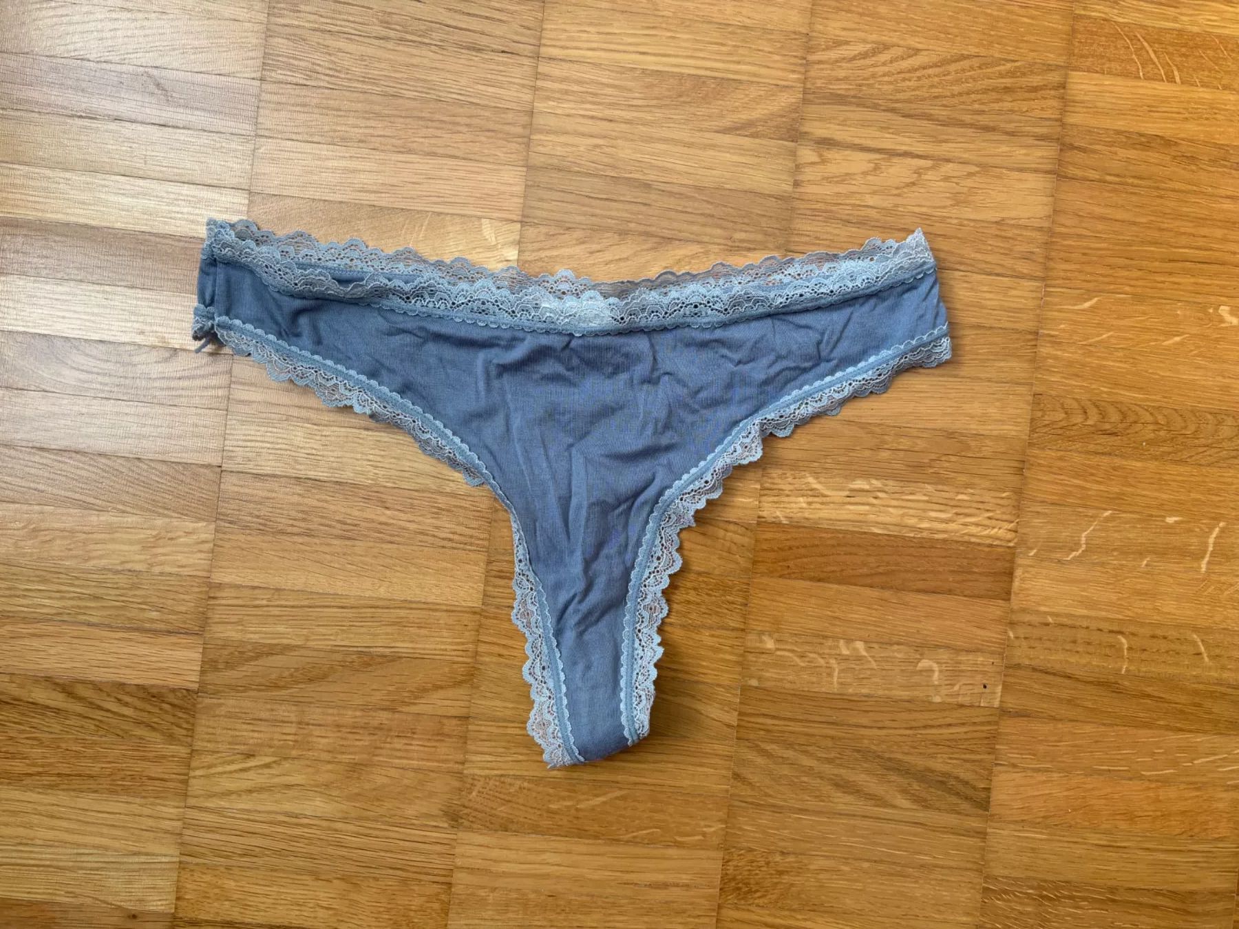 Altra biancheria intima: Sexy Spitzen-String, Gr. S – Usato da Winterthur venduto da Sunshine143
