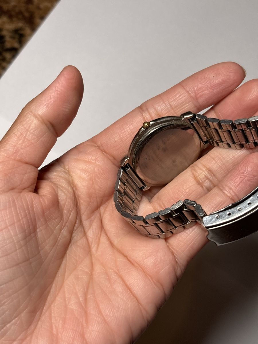 Swiss Orologi: Vintage Watch – Difettoso da Confignon venduto da Second_Hand_Ch 4
