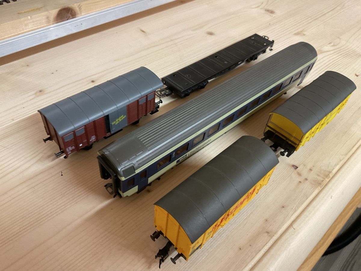 Modellini di ferrovie: Div. Wagen  – Difettoso da Wald ZH venduto da Sbbemilio 2