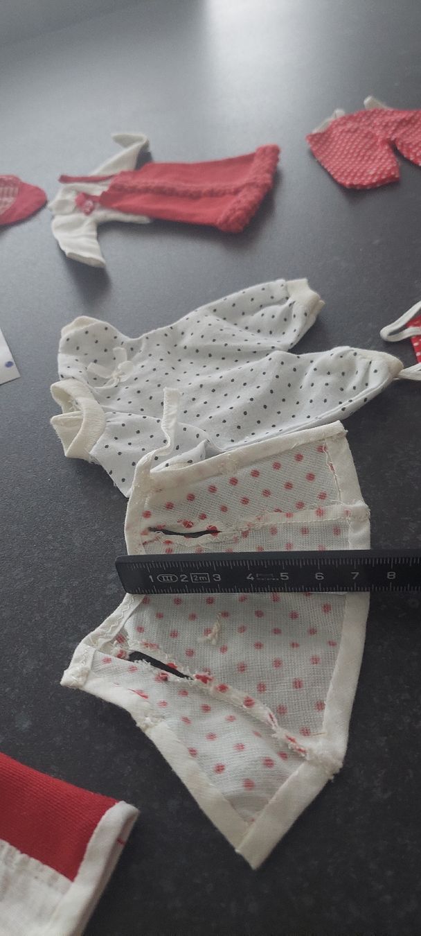 Puppen: kleine Puppenkleidchen  – Gebraucht aus Muri AG von nindo1 6