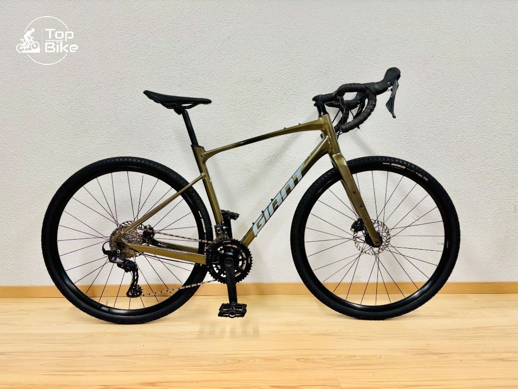 Giant Biciclette: Giant Revolt 0 M/L – Usato da Stallikon venduto da TopBikeCH