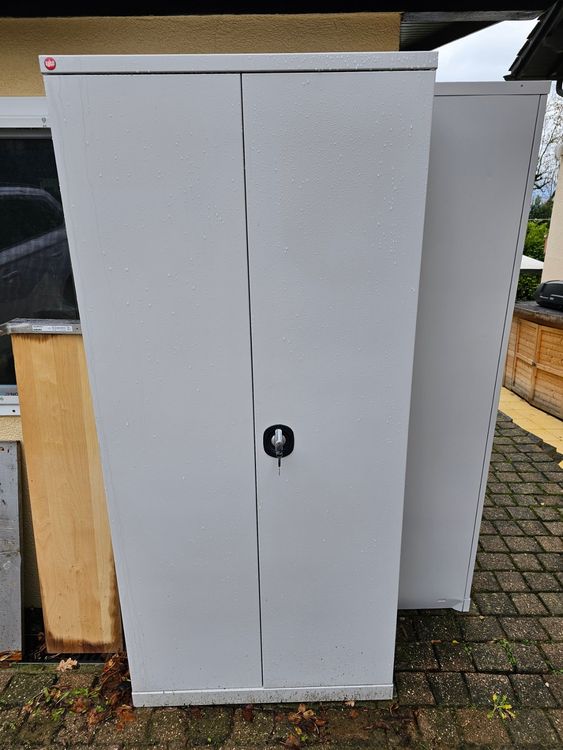 Armoire métallique à vendre Kaufen auf Ricardo