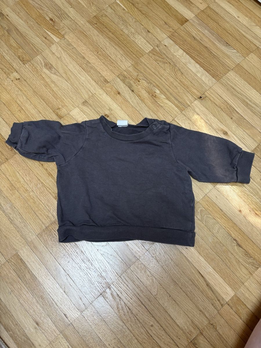 Pullover & Sweatshirts: Coole Baby Sweatshirt, Gr. 62 – Gebraucht aus Oberglatt ZH von Haushalt1984